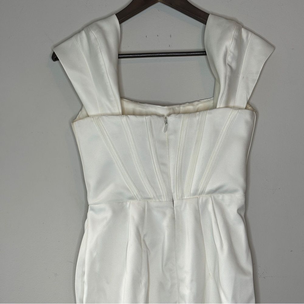 House of CB London Loretta Ivory Satin Off Shoulder Dress Size S - Picture 12 of 16